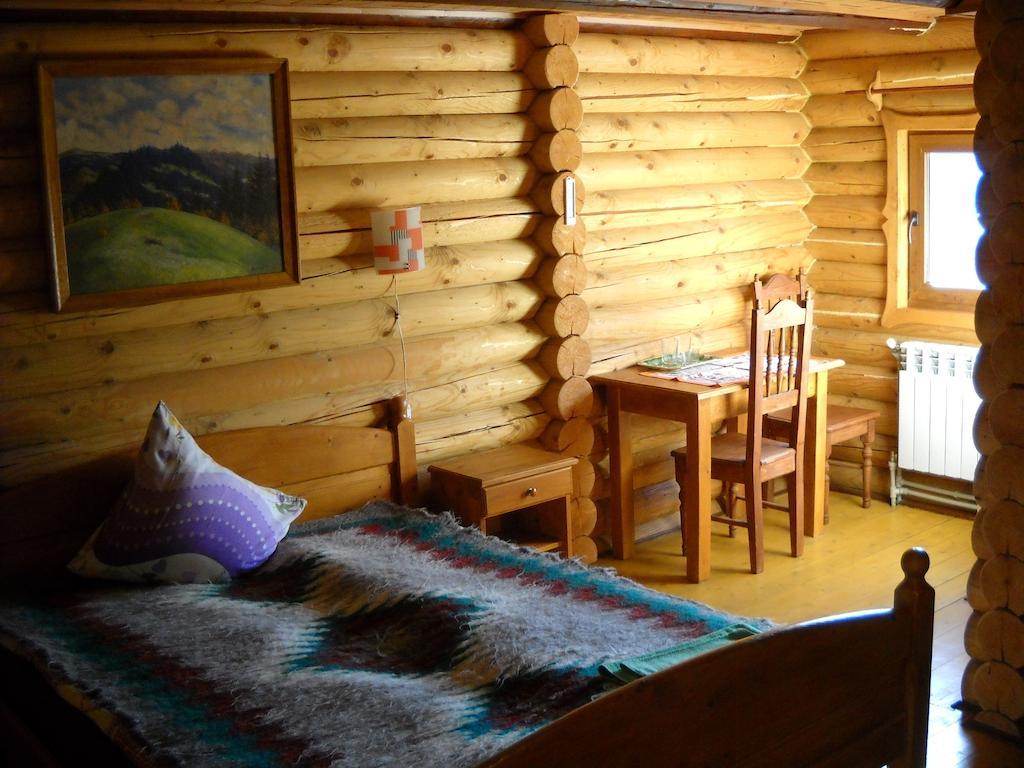Hotel Smerekova Hata Jassinja Zimmer foto
